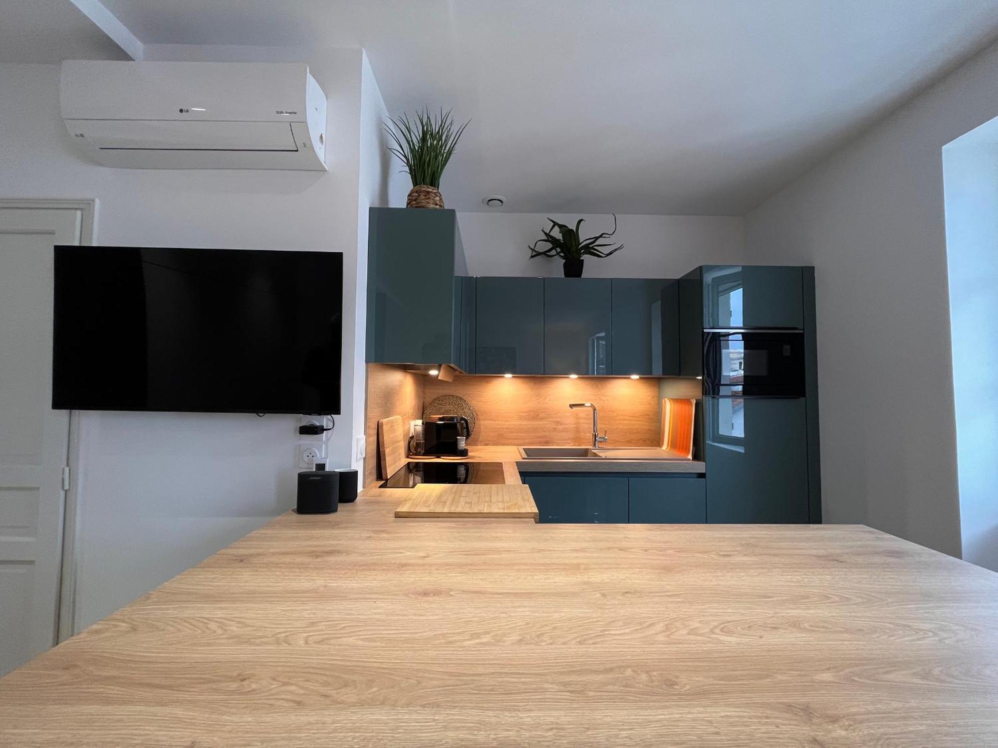 Appartement Lumineux 3 Pieces Pres Des Halles Et De La Plage, Wifi, Clim, Parkings Proches - Fr-1-239-910 圣让－德吕兹 外观 照片